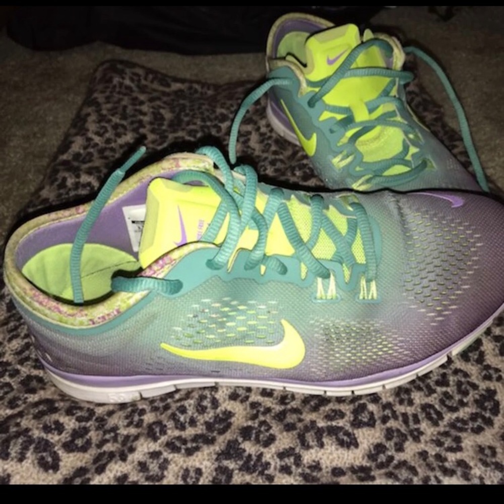 Nike women shoes